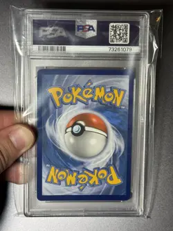 2022 POKEMON SWORD & SHIELD LOST ORIGIN #TG16 FULL ART/PIKACHU V PSA 10 - Image 2