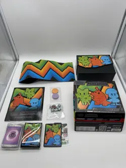Pokemon Elite Trainer Box Scarlet & Violet Paldea Evolved / Fusion strike - Image 2