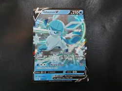 Glaceon V 040/203 Full Art Ultra Rare Evolving Skies Pokemon Card NM-M - Image 1
