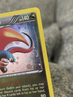 Pokemon TCG - Salamence - 8/20 - Dragon Vault Blister Exclusive - LP Cosmos Holo - Image 2