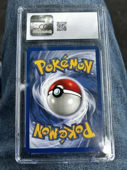 Pokemon TCG Graveler Fossil 1st Edition Card 37/62 CGC 8 Uncommon 1999 - Image 2