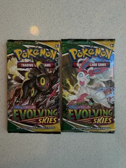 Pokemon TCG Evolving Skies English Booster Pack 2 Packs 10 Cards (2021) Umbreon - Image 1