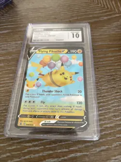 2021 POKEMON CELEBRATIONS 006 FLYING PIKACHU V- Holo GEM MT 10 - Image 4