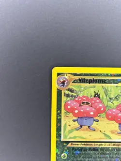 Nintendo Pokemon TCG Vileplume 7/18 Southern Islands Holo Rare HP70 English 2001 - Image 3