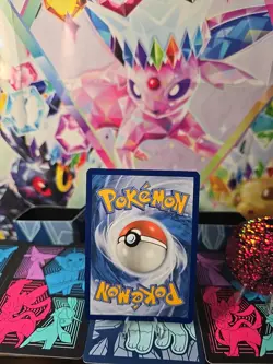 Zapdos (Cosmos Holo) 048/185 Miscellaneous Cards & Products Holo - Image 4