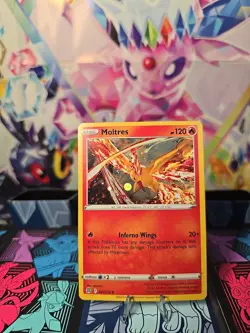 Moltres (Cosmos Holo) 021/172 Miscellaneous Cards & Products Holo - Image 2