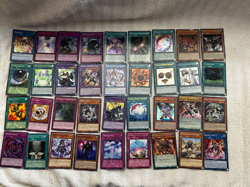 lot of 233 Yu-Gi-Oh! playing cards from 1996 - Image 4