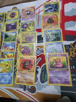 Pokemon 1st Edition Fossil Commons Uncommons Set 26 Cards No Duplicates - Image 4