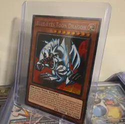 Yugioh Rarity Collection 5 - Blue-Eyes Toon Dragon (Starlight Rare) - RA05-EN003 - Image 3