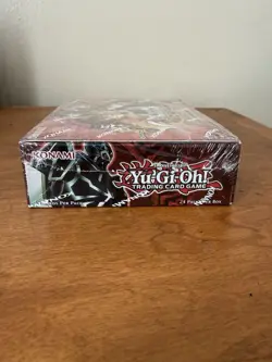 Yu-Gi-Oh! Pharaoh's Servant Booster Box 25th Anniversary Edition W/ Acrylic Case - Image 4