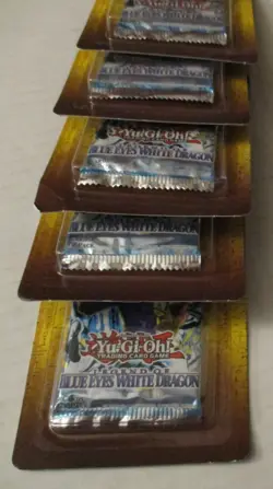 5 Sealed Blister Boosters Yu-Gi-Oh Legend of Blue Eyes White Dragon 25th Ann. - Image 5