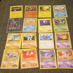 Pokemon TCG Card V Lot English Foil/Holo + Gengar & Mewtwo Figures - Image 5