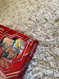 2016 Pokemon XY Legendary Battle Deck Moltres Sealed (Box Damaged) - Image 2