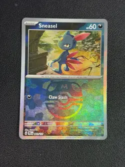 Sneasel [Master Ball] - 061/131 - Prismatic Evolutions - NM - Pokemon - Image 1