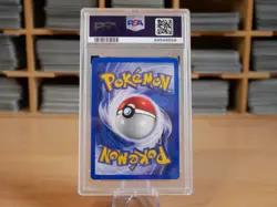 Pokemon MISTY 18/132 | HOLO RARE | PSA 9 | Mint | Gym Heroes | 2000 - Image 2