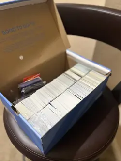 Lot of approx 1000+ Common/Uncommon Pokemon cards from 2016-2020. 7.2Lbs Eng. - Image 1