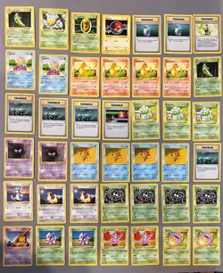 Lot of 83 Base set shadowless Pokemon cards includes Pikachu with red cheeks - Image 3