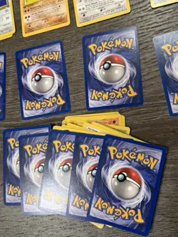 Pokemon - First Edition Jungle - Lot of 39 Common & Uncommon Cards - Image 3