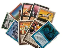Magic The Gathering Fourth Edition Mixed Lot of 200 Cards. - Image 1