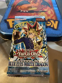 YuGiOh FACTORY SEALED Legend of Blue Eyes White Dragon Unlimited Booster Pack!! - Image 1