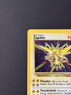 Wizards of the Coast Pokemon TCG Zapdos 16/102 Base Set Holo Rare Unlimited - Image 3