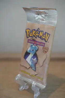 21.32g Pokemon WOTC Fossil Unlimited Booster Pack Vintage Sealed TCG Lapras - Image 4