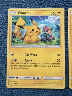 Pokemon - Pikachu 14/30 Non-Holo Sun & Moon Trainer Kit (2017) - Image 2