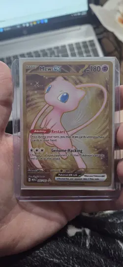 Pokemon TCG Mew Ex 205/165 Ultra Rare Metal Card Scarlet & Violet 151 LP - Image 1