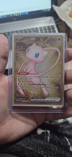 Pokemon TCG Mew Ex 205/165 Ultra Rare Metal Card Scarlet & Violet 151 LP - Image 2