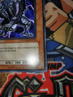 Kahkki, Guerilla of Dark World ston-en018 *NO LOGO MISPRINT* 1st (LP) Yu-Gi-Oh! - Image 2