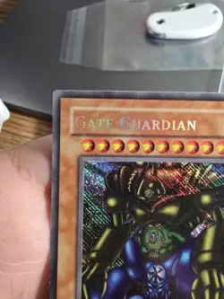 Yu-Gi-Oh! Gate Guardian MRD-000 REVERSE Foil Error HP Condition, NA Print - Image 2