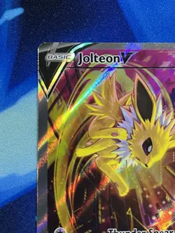 Jolteon v SWSH183 Pokemon TCG Sword & Shield Holo Black Star Promo Card LP - Image 2