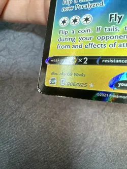 Flying Pikachu V 006/025 Celebrations Holo Pokemon - Image 2