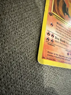 1999 Pokemon Fossil 27 Moltres 1st Edition NON Holo - Image 3