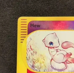 Pokemon TGC Mew 19/165 Expedition Base Set 2002 Holo RARE Reverse Holo - Image 4