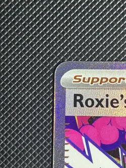 Pokemon TCG Roxie's Performance 121/086 Secret Rare Full Art Holo English - Image 2