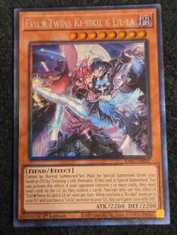 Yugioh Evil Twins Ki-sikil & Lil-la RA04-EN037 Collector Rare 1st Ed NM - Image 1