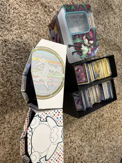 Pokemon bulk with some hits and empty tin - Image 1
