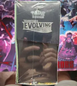 SEALED Pokemon TCG Sword & Shield Evolving Skies Elite Trainer Box English 2021 - Image 2