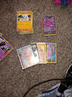 Selling SON Lot Of Vantage,vmax,V,rares Pokemon Cards SELL AS IT IS - Image 3