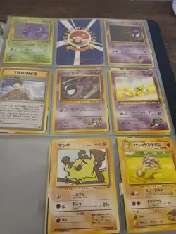 *RARE* Vintage WOTC Pokemon TCG 3 Ring Card Binder - Snorlax, Meowth with cards - Image 4