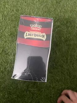 Pokemon TCG Sword & Shield Lost Origin Elite Trainer Box ETB New Factory Sealed - Image 2