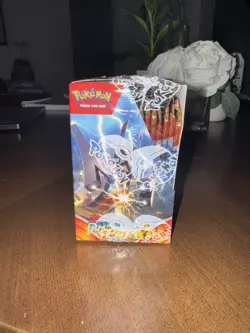 Pokemon TCG Scarlet & Violet—Surging Sparks Booster Box 250 Cards English - Image 4