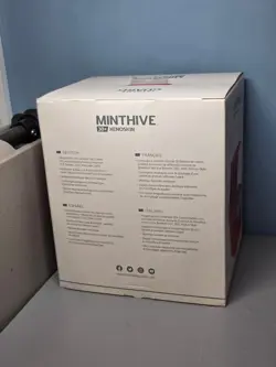 Minthive XenoSkin 30+ Graded Card Case Deck Box -Red -New - Image 3