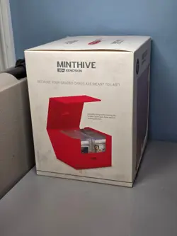 Minthive XenoSkin 30+ Graded Card Case Deck Box -Red -New - Image 4