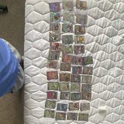 Mixed TCG Pokemon card lot - Image 1