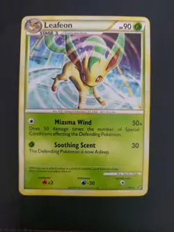 TCG Leafeon 17/90 Undaunted Non-Holo Rare Pokemon Card - Image 1
