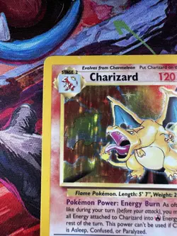 Charizard 4/102 Base Set Unlimited Holo - Pokemon Vintage Card - HP/DMG - Image 3