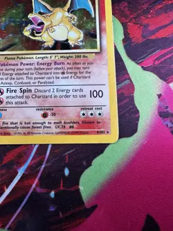 Charizard 4/102 Base Set Unlimited Holo - Pokemon Vintage Card - HP/DMG - Image 5