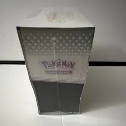 Pokemon TCG Scarlet & Violet—Prismatic Evolutions ETB English Eevee 2025 - Image 3